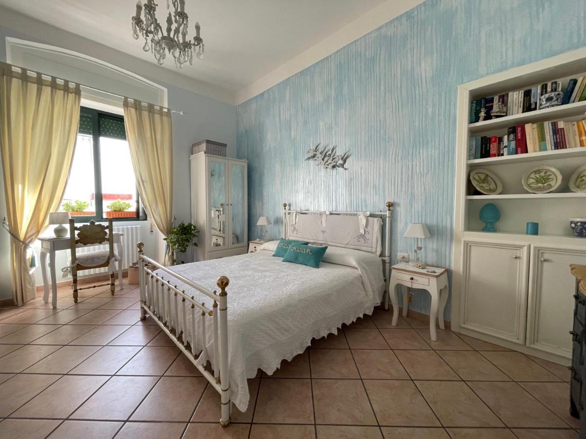 A Casa Di Stella Apartment Salerno Bagian luar foto
